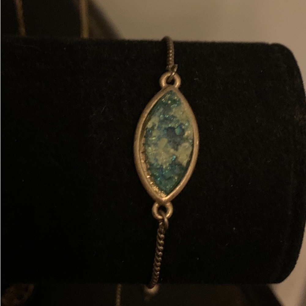 Boutique bracelet